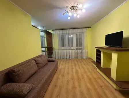 Двухкомнатная квартира на сутки в Мозырь, ул. Калинина 78В
