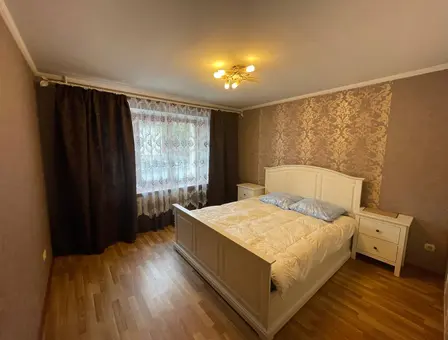 Двухкомнатная квартира на сутки в Мозырь, ул. Советская 132