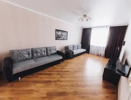 Двухкомнатная квартира на сутки в Мозырь, бул. Юности 66