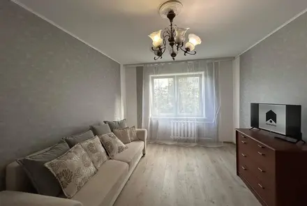 Двухкомнатная квартира на сутки в Барановичи, ул. Советская 105 Б