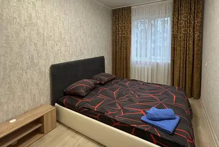 Двухкомнатная квартира на сутки в Бобруйск, ул. Ульяновская 24